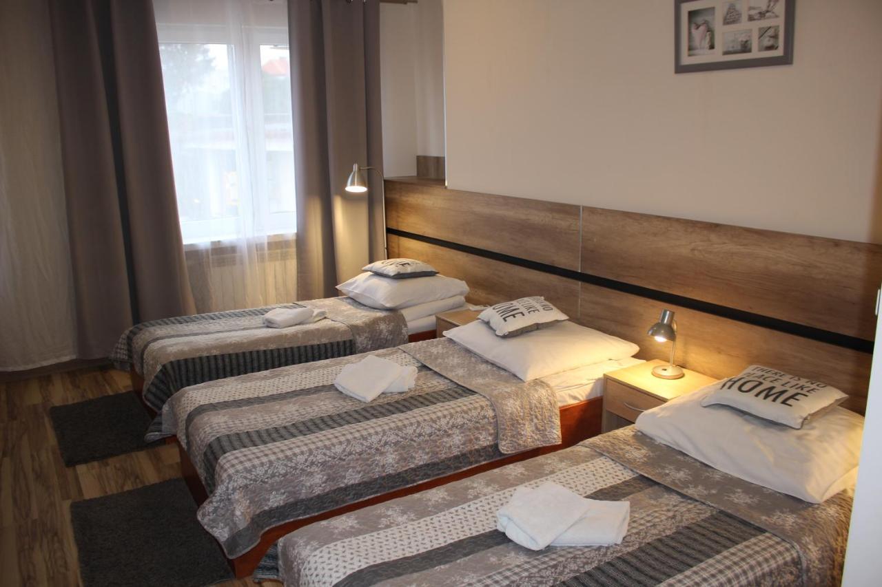 Hotel 1 Plock Ngoại thất bức ảnh