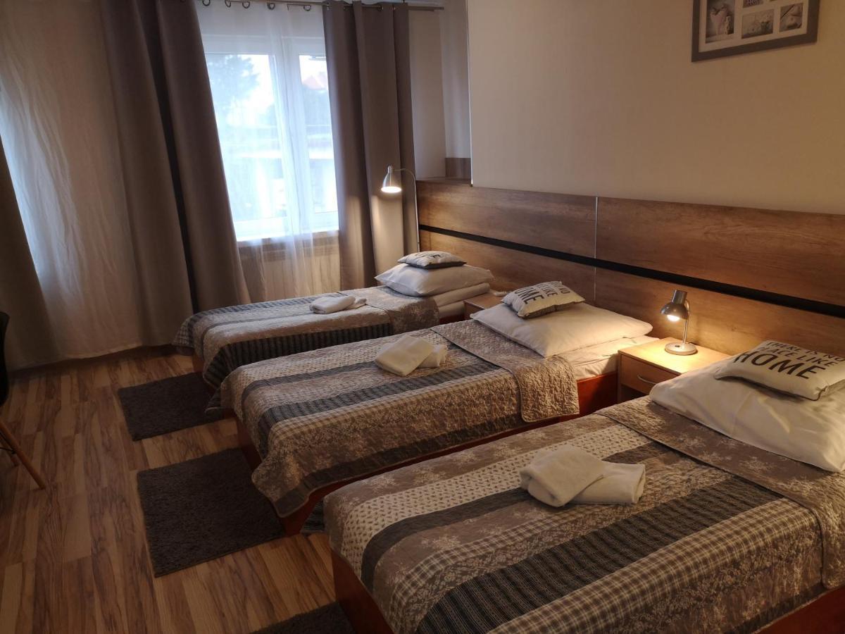 Hotel 1 Plock Ngoại thất bức ảnh