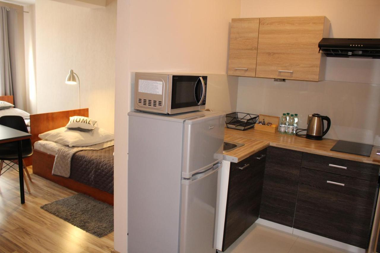 Hotel 1 Plock Ngoại thất bức ảnh