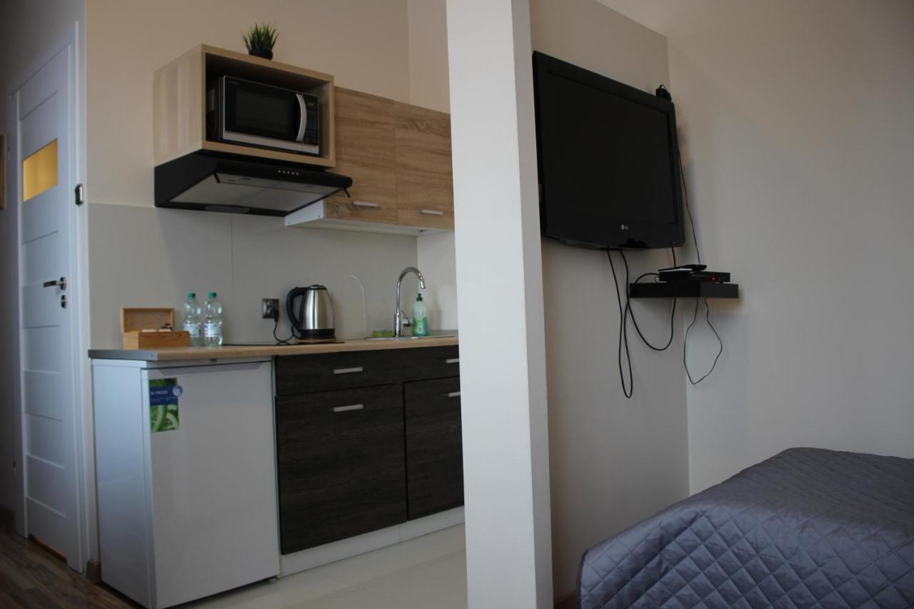 Hotel 1 Plock Ngoại thất bức ảnh